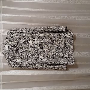 Elisabeth by Liz Claiborne 16 long sleeve black and white blouse